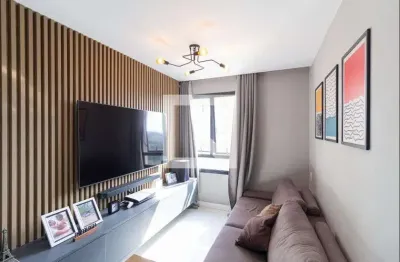 Apartamento com 2 quartos para alugar na Rua Jubair Celestino, Centro, Osasco