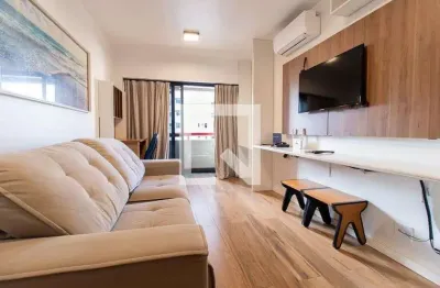 Apartamento para aluguel - centro, 1 quarto,  67 m² - curitiba