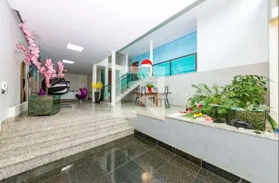 Casa para aluguel - buritis, 3 quartos,  470 m² - belo horizonte