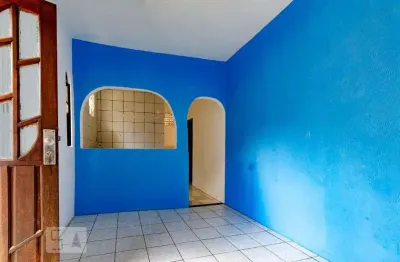 Casa com 2 quartos para alugar na Rua Padre Eloy, Federação, Salvador