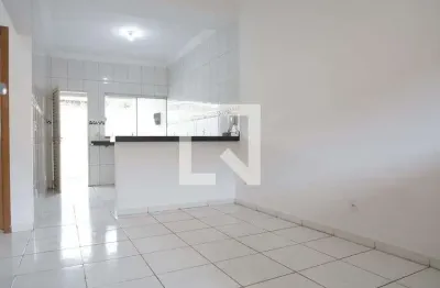 Casa para Aluguel - Residencial Goiânia Viva, 2 Quartos,  74 m² - Goiânia
