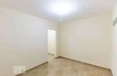 Casa com 1 quarto para alugar na Rua Maria Angélica Franci, Cangaíba, São Paulo