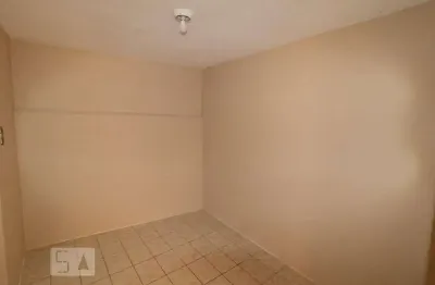 Casa com 1 quarto para alugar na Rua Adalberto Kurt, Jaraguá, São Paulo