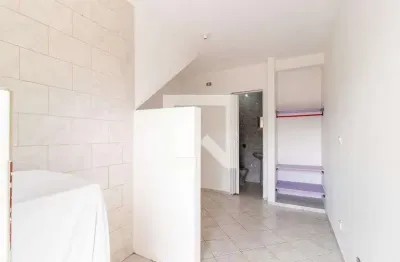 Kitnet / stúdio para aluguel - portão, 1 quarto,  18 m² - curitiba