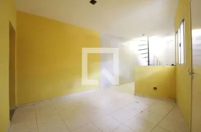 Casa com 2 quartos para alugar na Rua Freitas Guimarães, Cidade Líder, São Paulo