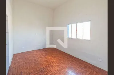 Casa com 2 quartos para alugar na Rua Frota Moreira, Vila Miriam, São Paulo