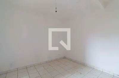 Casa com 2 quartos para alugar na Rua Vilela, Tatuapé, São Paulo