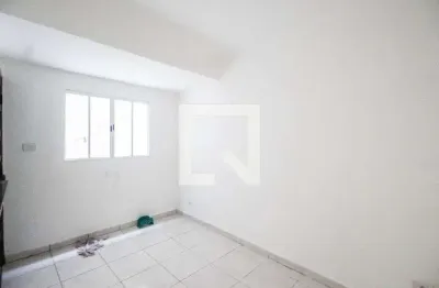 Casa com 1 quarto para alugar na Rua Gregório Lopes, Santana, São Paulo