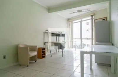 Kitnet / stúdio para alugar na rua doutor ramiro d8217ávila, azenha, porto alegre por r$ 1.261