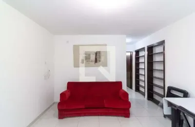 Casa com 1 quarto para alugar na Rua Engenheiro Mário Leite, Santo Amaro, São Paulo