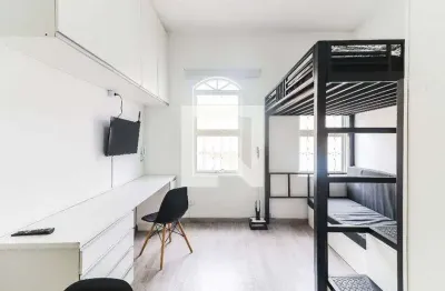 Casa para Aluguel - Jardim Éster Yolanda, 1 Quarto,  25 m² - São Paulo