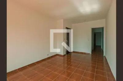 Casa com 2 quartos para alugar na Rua Salvador Sala, Piqueri, São Paulo