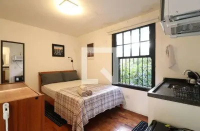 Kitnet / Stúdio para Aluguel - Vila Pompéia, 1 Quarto,  13 m² - São Paulo
