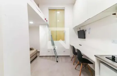 Casa para Aluguel - Jardim Éster Yolanda, 1 Quarto,  24 m² - São Paulo