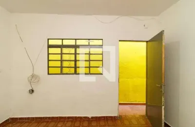 Casa com 1 quarto para alugar na Avenida Sanatório, Jardim Brasil, São Paulo