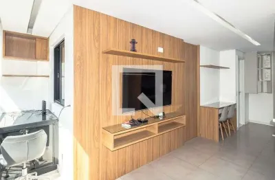 Apartamento com 1 quarto para alugar na Avenida dos Carinás, Moema, São Paulo
