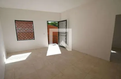 Casa com 2 quartos para alugar na Rua Capitão Pedro de Alcântara, Bosque, Campinas
