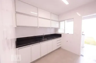 Casa com 2 quartos para alugar na Rua Cônego Antônio Lessa, Mooca, São Paulo