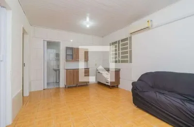 Casa para aluguel - medianeira, 2 quartos,  60 m² - porto alegre