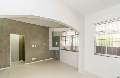 Casa com 3 quartos para alugar na Rua Conselheiro Paulino, Olaria, Rio de Janeiro