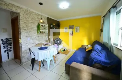 Casa / sobrado em condomínio para aluguel - jardim florença, 2 quartos,  52 m² - goiânia