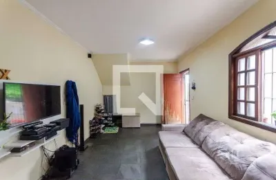 Casa com 3 quartos para alugar na Rua Tenente Coronel José Joaquim Correia De Arruda, Vila Nina, São Paulo