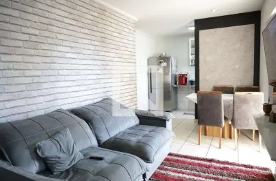 Apartamento para Aluguel - Residencial Parque Oeste, 3 Quartos,  70 m² - Goiânia
