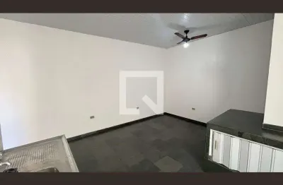Casa com 1 quarto para alugar na Rua Antônio Francisco Lisboa, Vila Luzita, Santo André