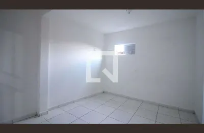 Casa com 1 quarto para alugar na Rua Folha De Prata, Sapopemba, São Paulo