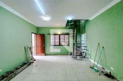 Casa com 4 quartos para alugar na Rua Agostinho Lattari, Mooca, São Paulo