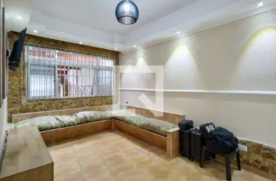 Casa com 2 quartos para alugar na Rua Balneário Camboriú, Aviação, Praia Grande