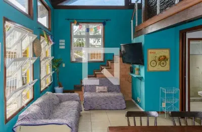 Casa para aluguel - são joão do rio vermelho, 2 quartos,  102 m² - florianópolis