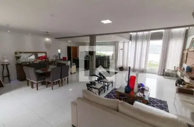 Casa para aluguel - piratininga, 4 quartos,  250 m² - niterói