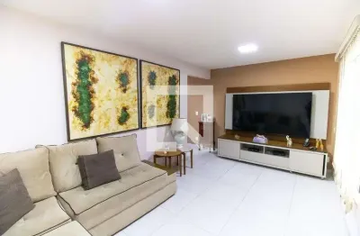 Casa com 7 quartos para alugar na Rua Max Albin, Itaipu, Niterói