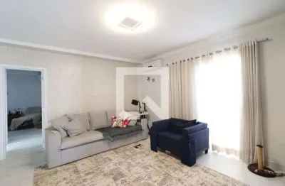 Cobertura para aluguel - tabajaras, 3 quartos,  230 m² - uberlândia