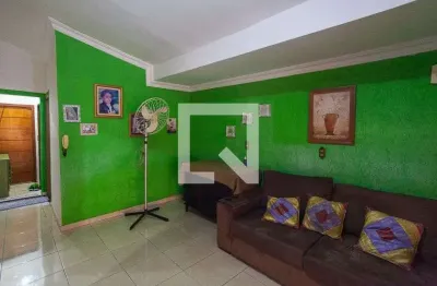 Casa para aluguel - granada, 3 quartos,  210 m² - uberlândia