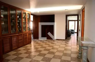 Casa / sobrado em condomínio para aluguel - jardim passargada i, 6 quartos,  600 m² - cotia
