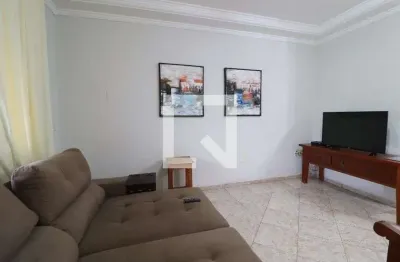 Casa para aluguel - cidade jardim, 4 quartos,  200 m² - uberlândia