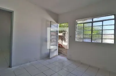 Casa para aluguel - cazeca, 2 quartos,  75 m² - uberlândia