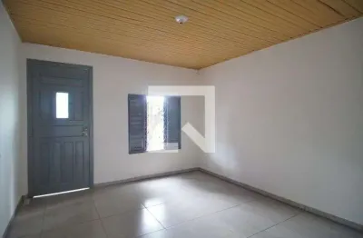 Casa para aluguel - industrial, 1 quarto,  63 m² - novo hamburgo