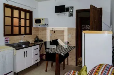 Apartamento para aluguel - canto da lagoa, 1 quarto,  29 m² - florianópolis