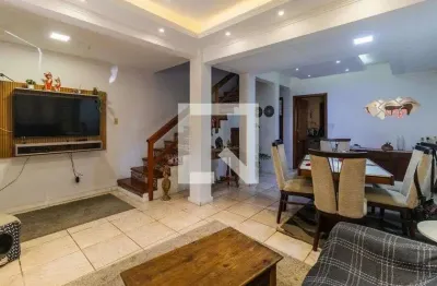 Casa para aluguel - santo antônio, 3 quartos,  250 m² - porto alegre