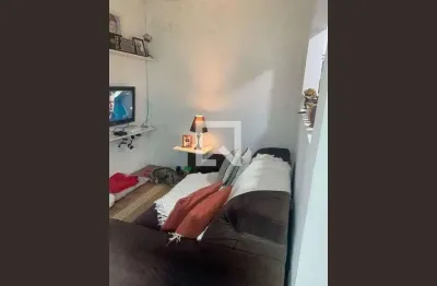 Casa com 2 quartos para alugar na Rua Bruxelas, Niterói, Canoas