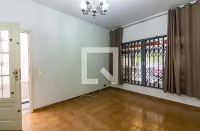 Casa com 3 quartos para alugar na Rua Doutor Mário Pinto Serva, Centro, Osasco