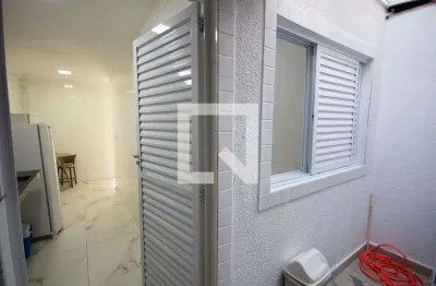 Casa / sobrado em condomínio para aluguel - guilhermina, 2 quartos,  48 m² - praia grande
