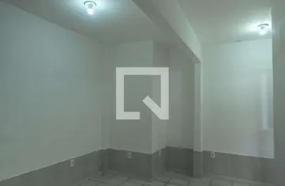 Kitnet / stúdio para aluguel - penha circular, 1 quarto,  19 m² - rio de janeiro