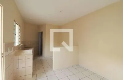 Casa com 1 quarto para alugar na Rua Almada, Santana, São Paulo