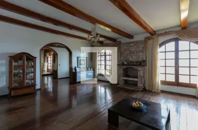 Casa para aluguel - belvedere, 5 quartos,  550 m² - belo horizonte