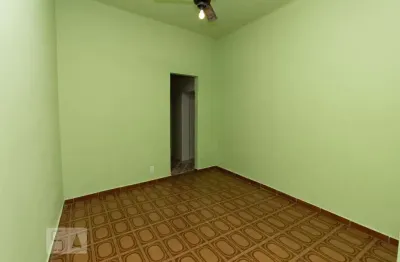 Casa com 1 quarto para alugar na Rua Vereador Jansen Muller, Cachambi, Rio de Janeiro