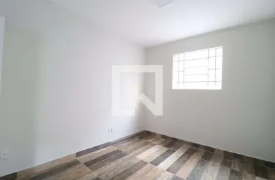 Casa para aluguel - centro, 2 quartos,  70 m² - uberlândia